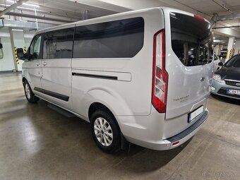 Ford Tourneo Custom Combi 2,0 110kW 8/2023 Long L2 LED denné - 6