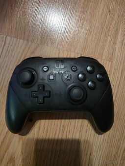 Nintendo Switch + Pro controller + 256 GB pamäťová karta - 6
