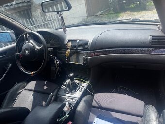 BMW E46 320Ci 125kw I6 r.v. 2001 - 6