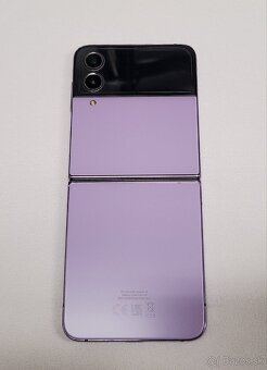 Samsung Galaxy Z Flip 4 - 6