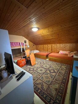 "ZNÍŽENÁ CENA" Rekreačný dom s veľkým pozemkom na predaj - 6