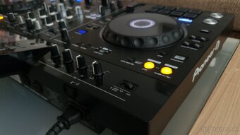 Pioneer XDJ-RX2 - 6