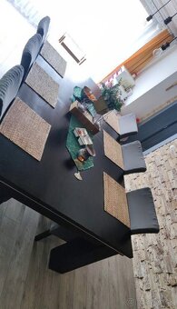 Jedálenský stôl - 6