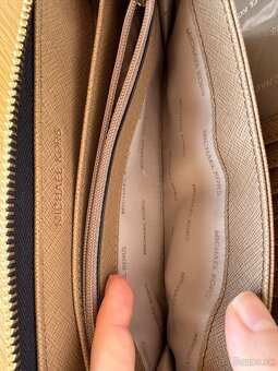 Michael Kors kožená peňaženka - 6