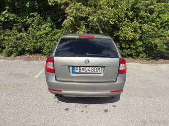 Škoda Octavia Combi 2.0 TDI, Laurin & Klement, 2009 - 6