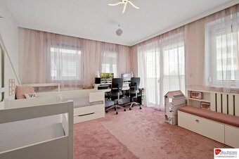 REB.sk,Predaj 3 izbový byt 90 m2+60 m2 terasa,Mierová ul, Ru - 6