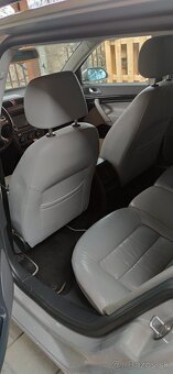 Škoda Octavia Combi 2.0 TDI 4x4 Laurin&Klement - 6