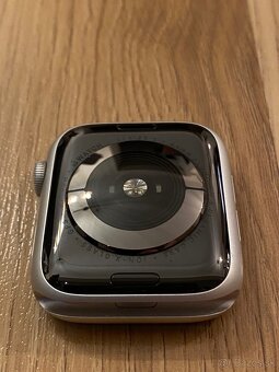 Apple Watch 5 series - 6