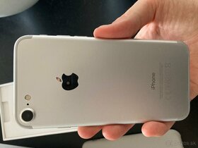 iPhone 7 (128 GB) - 6