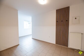 Priestranný 2 izbový byt - Prievidza, ul. Nábrežná - 6