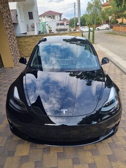 Tesla Performance 4x4 - 6