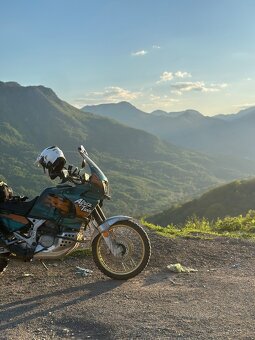 Honda Africa twin xrv 750 - 6