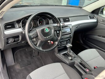 Škoda Superb Combi 2.0 TDI CR DSG 273000km 2011 - 6