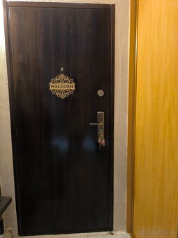 Bezpečnostné dvere aj so zárubňou - 6