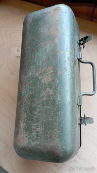 Stará vojenská lekárnička... - 6