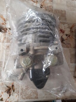 Tatra T-815 regulator tlaku - 6