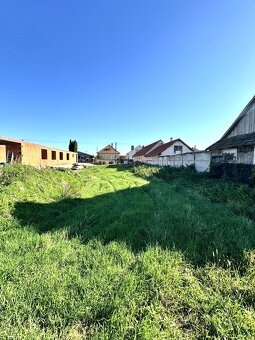 Lukratívny stavebný pozemok 1061 m2 v obci Veľké Úľany - 6