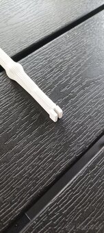 Krmítka 2gr , ( kanárik ) - 6