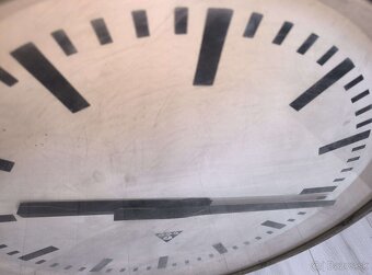 Obojstranné hodiny pragotron - 6