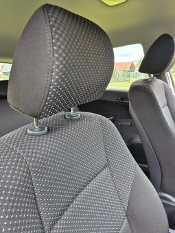 Hyundai i30 1.4 (2009) - 139 000km, čerstvo po STK - 6