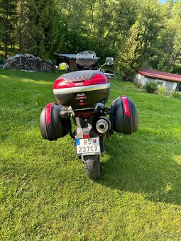 Suzuki DL 650 V strom - 6