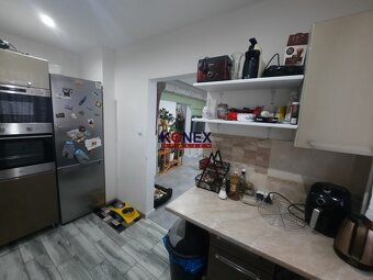 NOVINKA Zrekonštruovaný 3-izbový byt MICHALOVCE - 6