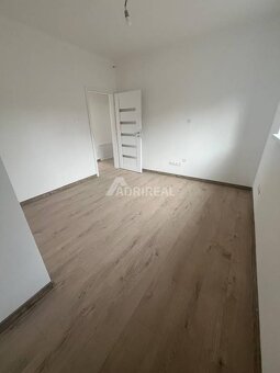 PREDAJ: novostavba RD, Dubové, okr. ZV, pozemok 673 m2, cena - 6