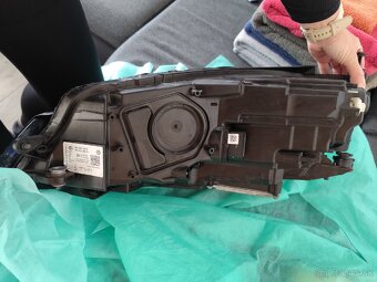 Predné pravé svetlo Volkswagen eGolf - 6