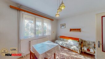 Rodinný dom v pôvodnom stave s pekným slnečným pozemkom 890 - 6