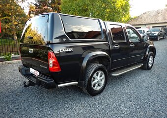 ISUZU D-MAX 3.0TD 163 PS A/T 4x4 - HARDTOP, ŤAŽNE, NOVA STK - 6
