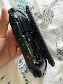 Predám SONY PSP - 6