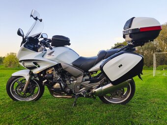 HONDA CBF 1000 - 6