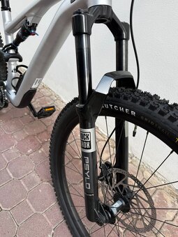 Celoodpružený Specialized Stumpjumper 15 veľ. S4 - 6
