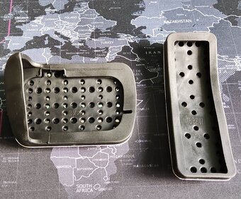 Mercedes športové/hlinikové nášľapy pedálov AMG look BA - 6