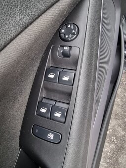 Opel Crossland 1.2i Elegance 83k MT5 za 13.990 € s DPH - 6