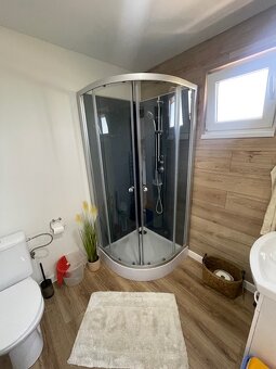 Chata priamo pri jazere v obci Jakubov na predaj. - 6