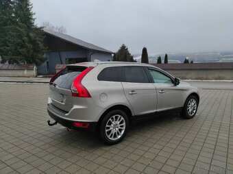 Volvo XC 60 D5 158kW ,Panorama, Webasto 4x4 - 6