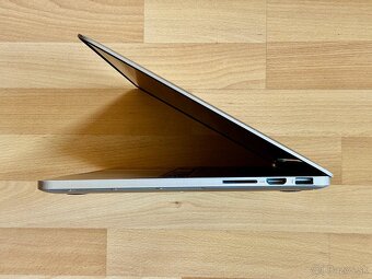 MacBook Pro 13", NOVÁ BATERKA - 6