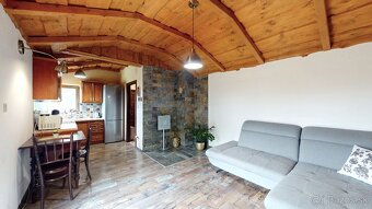 PRIPRAVUJEME - NOVOSTAVBA - VEĽMI PEKNÝ 2i DOM - 6