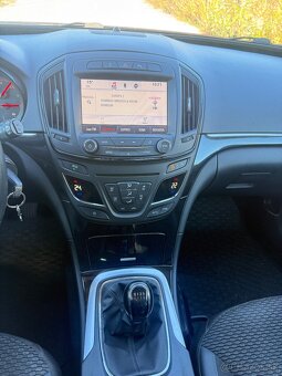 Predám Opel Insignia kombi - 6