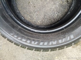 Predám pneumatiky zimné VANHAWK 215/65R16 - 6