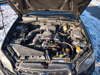 Subaru Outback BPE 3.0R (2004) - 6