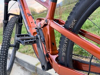 Trek Slash 8 gen 5 2024 - 6