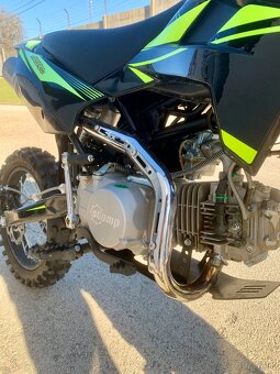 Stomp 140 z3 bw - 6