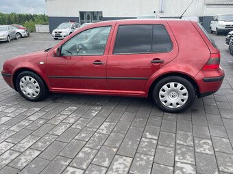 Volkswagen Golf 1.416v 55kw rok 2000 Edition - 6