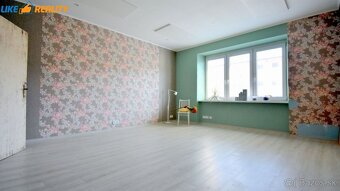 Veľkometrážny 3 izbový byt Vrútky - 6