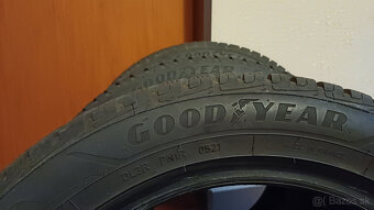 Zimné pneumatiky 215/55 R17 Goodyear - 6