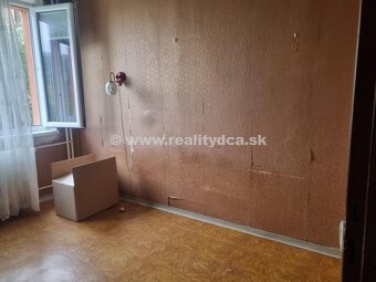 Predáme 4-izbový byt v Trenčíne na Sihoti - 6