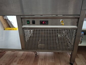 Chladiaca vitrína - 6