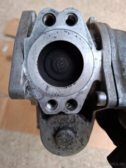 Sacie potrubie, EGR VW Passat B6 2.0 TDI CR - 6